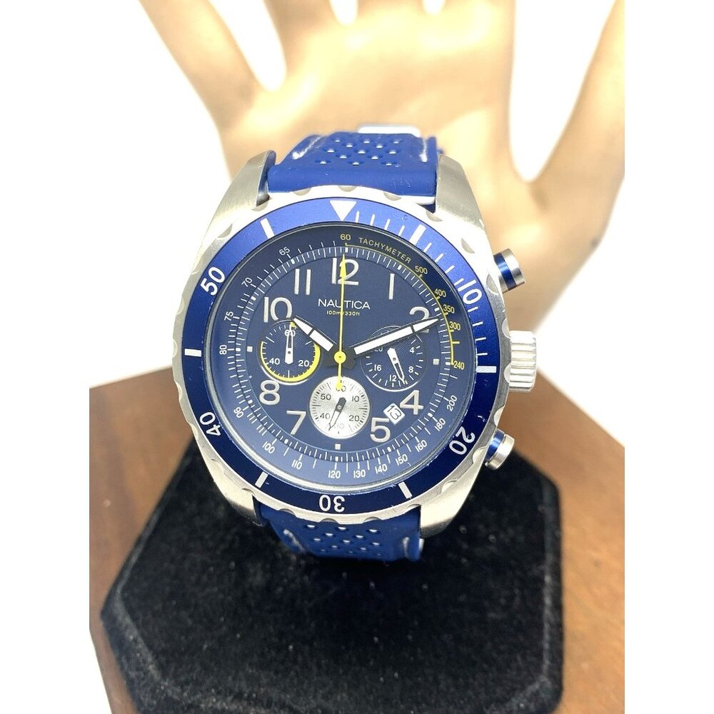 Nautica Men's Watch N15514 Quartz Chronograph White Blue Rubber Band 42mm